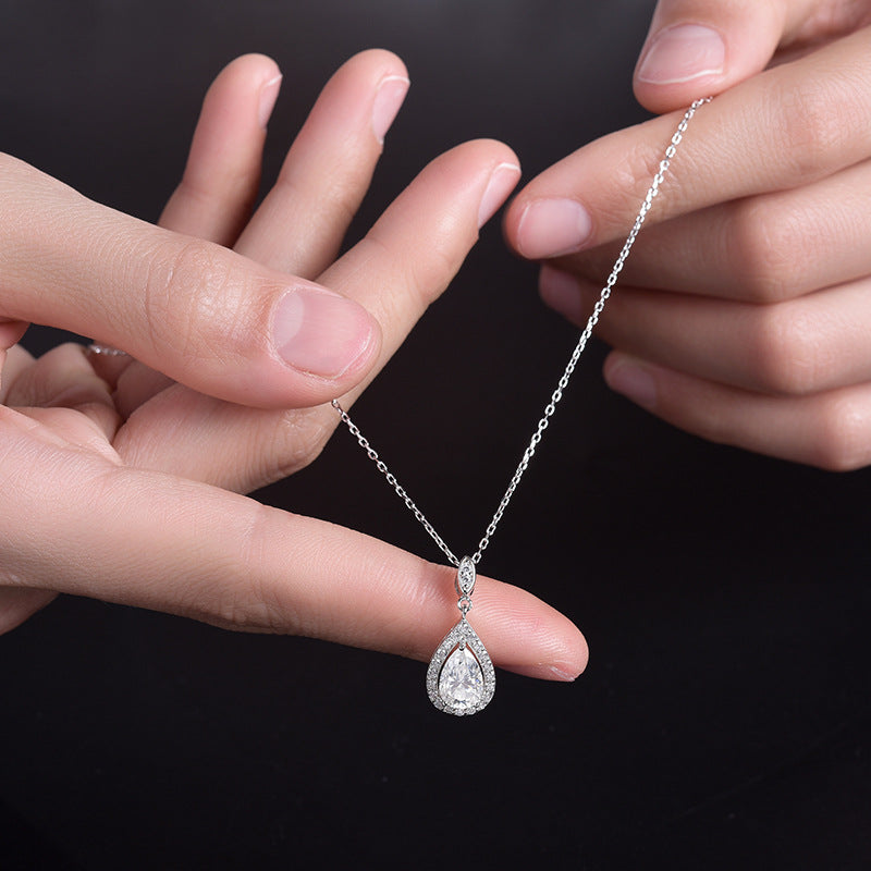 Excellent S925 Sterling Silver Necklace with 6x9mm Teardrop-Cut 1.5 Carat Moissanite Diamond